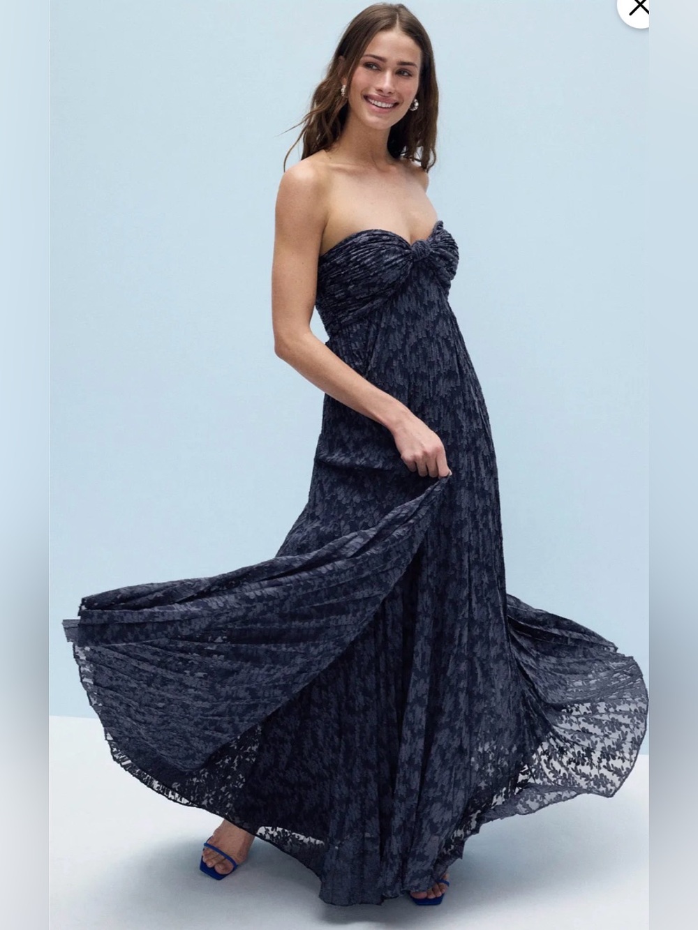Alexis Elea Gown Strapless Twist-Front Lace Maxi Dress in blue size large. - Picture 3 of 13